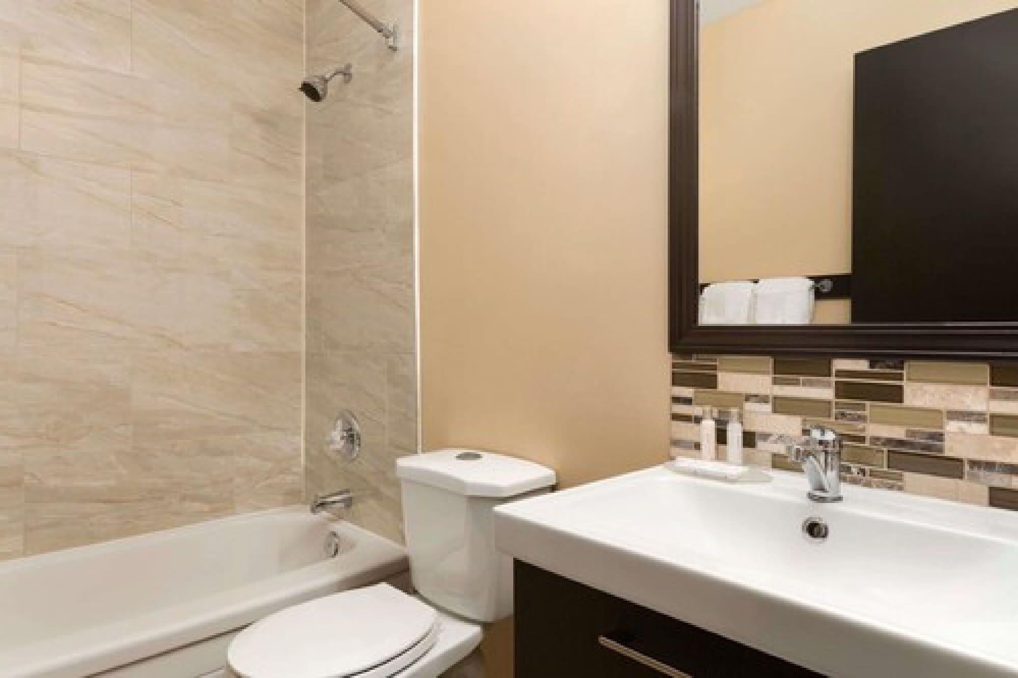 Travelodge By Wyndham Kenora Extérieur photo